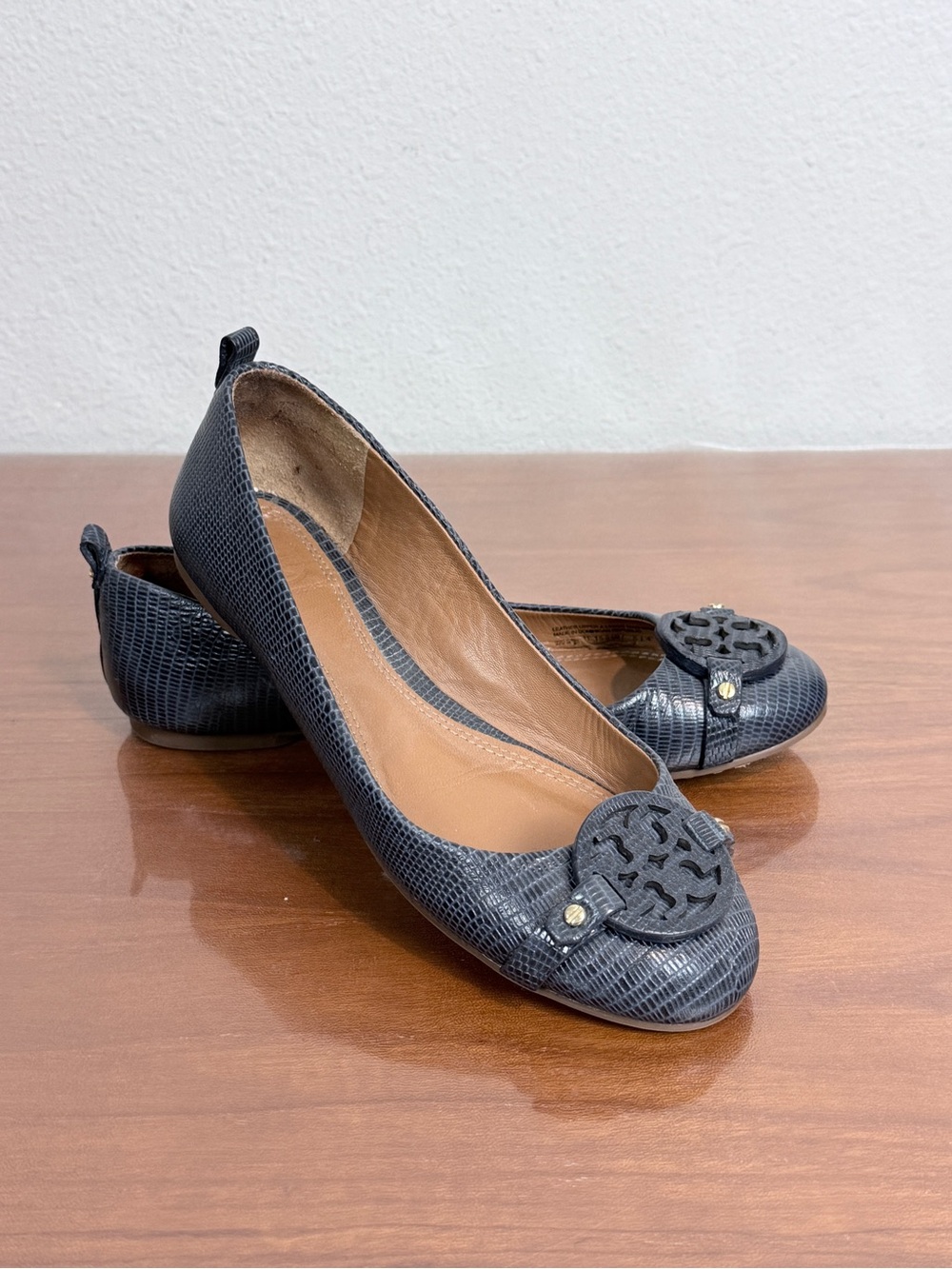 Tory Burch Mini Miller Blue Lizard Embossed Logo Ballet Flats EUC 6.5